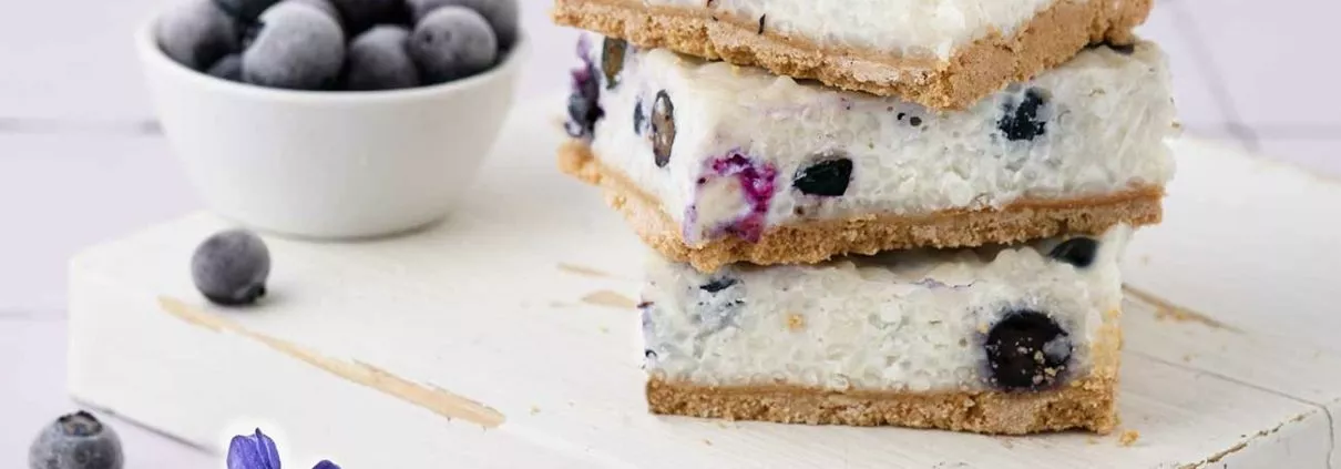 Milchreis Blaubeerkuchen mit weißer Schokolade Knusperboden